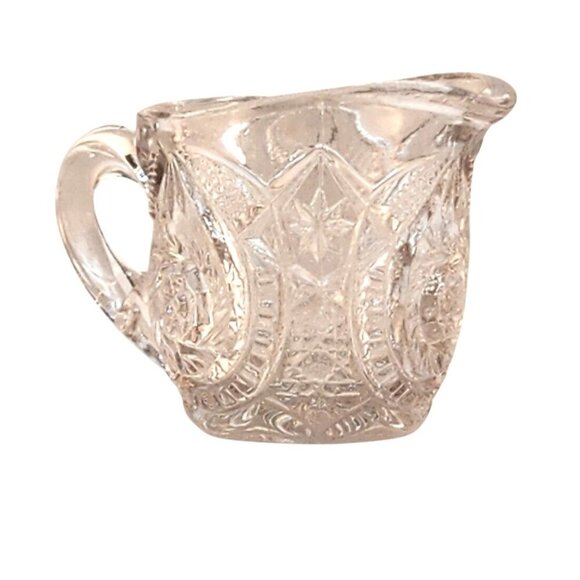 Vintage US Glass Childs Creamer Clear Glass With Intricate Star Design EAPG - Picture 8 of 8